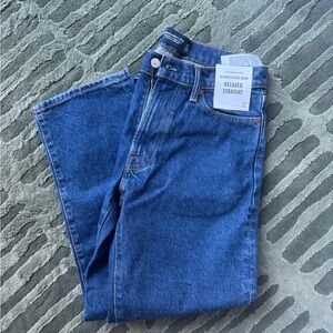 Abercrombie Men’s Relaxed Straight Jean